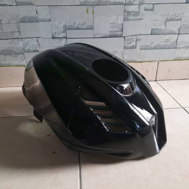 Jual Cover tanki R15 V3 model R6 - hitam | Shopee Indonesia