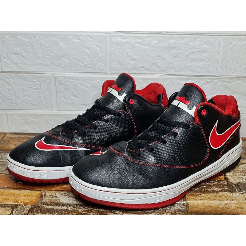 Harga nike lebron on sale james