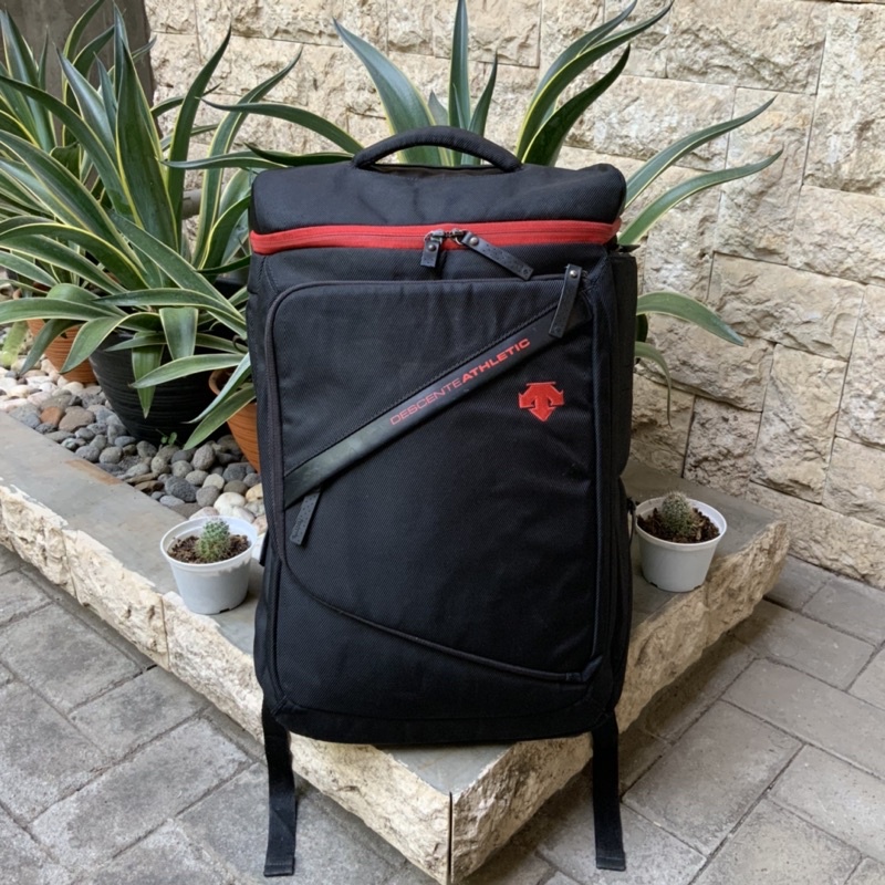 Descente athletic backpack price sale