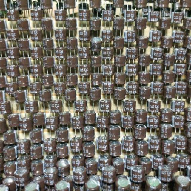 25 Condensatori ELKO 33uF 63V RM2.5 6.3x11mm – JAMICON, Nuovi Di Fabbrica, MKT