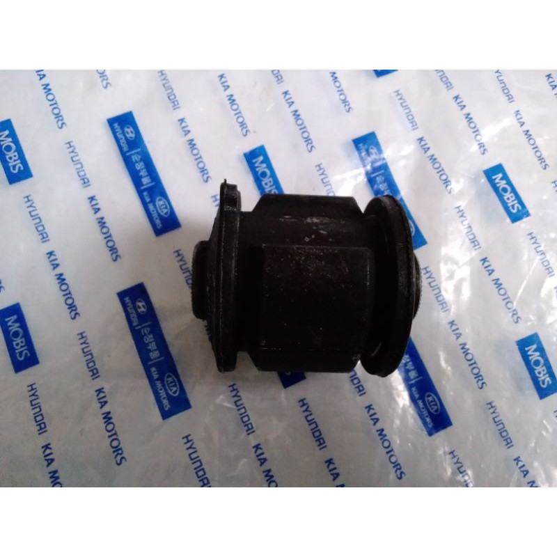 Jual bush trailing arm mobil accent oem (55119 - 25000) | Shopee Indonesia