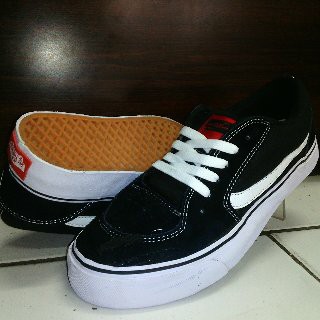 Sepatu vans 2025 tnt hitam