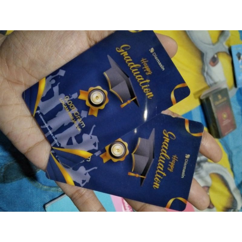 Jual gift series Graduation 0,001 | Shopee Indonesia