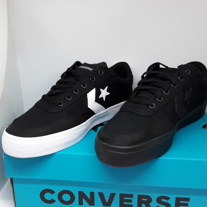 Converse courtlandt shop black gum