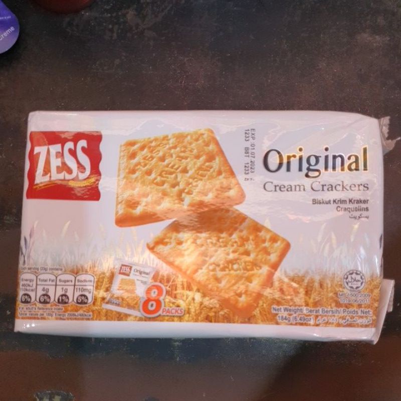 Jual Biscuit Zess Malaysia Original Cream Cracker & Sugar Cracker Roti ...
