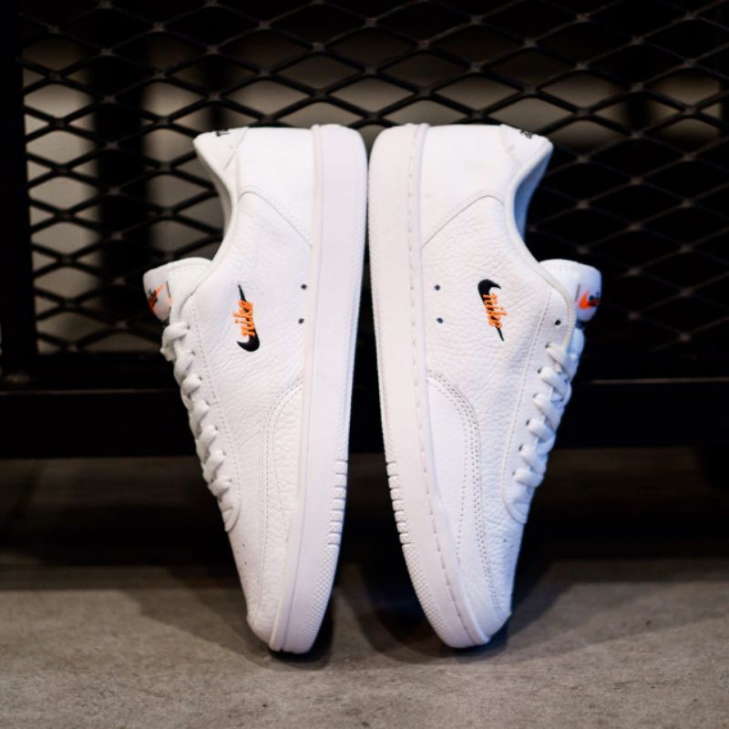 Jual SEPATU NIKE COURT VINTAGE ALL WHITE ORIGINAL | Shopee Indonesia