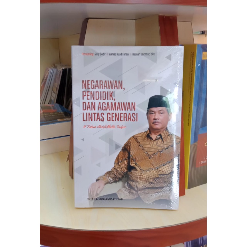 Jual Negarawan, Pendidik, Dan Agamawan Lintas Generasi / Buku Original ...