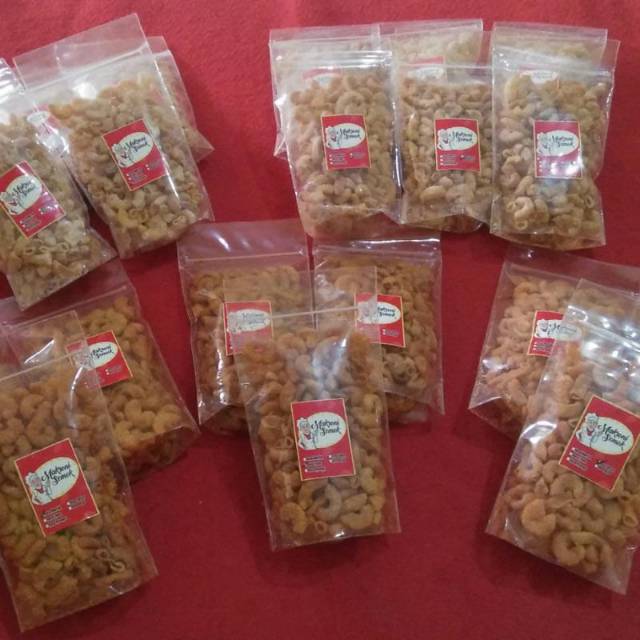 Jual Makaroni rasa : anjai =keju, Ngengir=asin,Santuy=balado,Endos ...