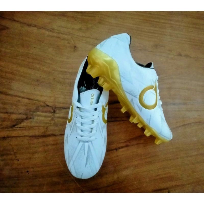 Jual Sepatu bola bagus dan murah | Shopee Indonesia