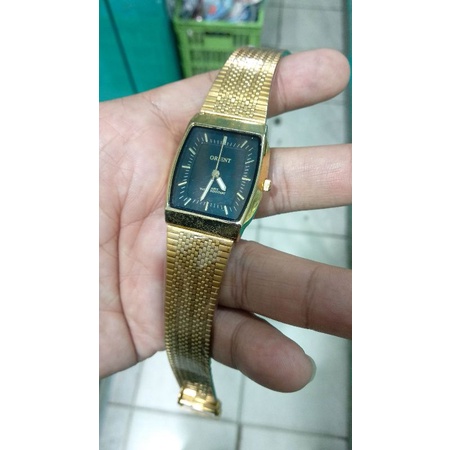 Orient best sale quartz dorado