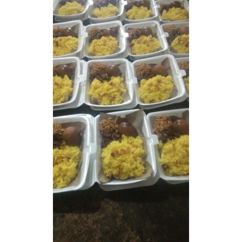 Jual nasi kuning minimal 10 box | Shopee Indonesia