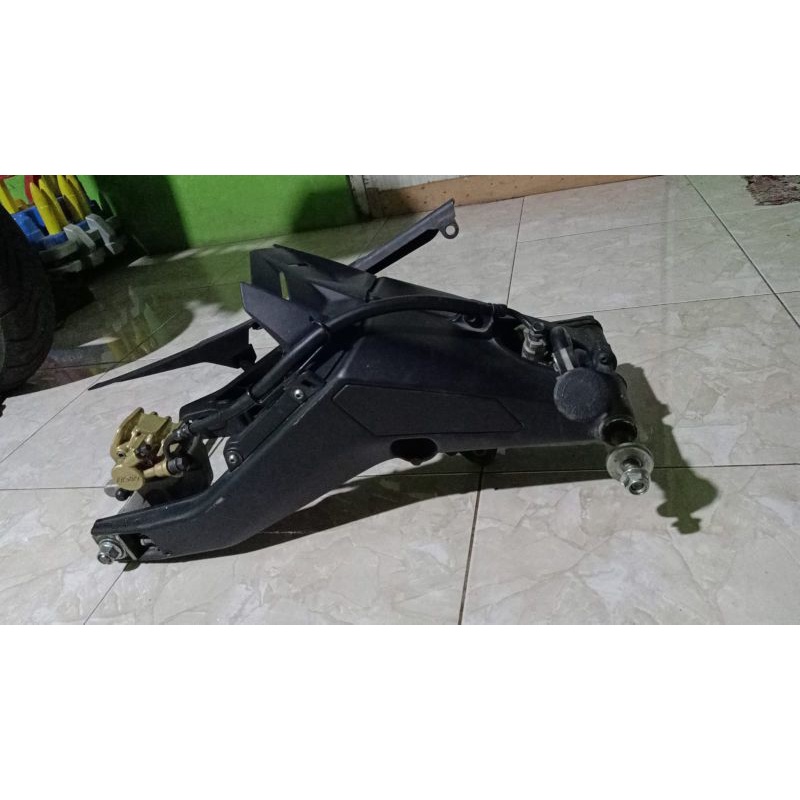 Jual Swing Arm R15 V3, XSR 155, MT15 Sett | Shopee Indonesia