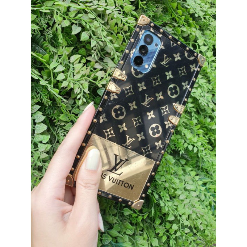 Jual Casing Custom Hardcase LOUIS VUITTON TRUNK W5210 iPhone 11 Pro di  Seller CATLECASE - Sambiroto, Kota Semarang