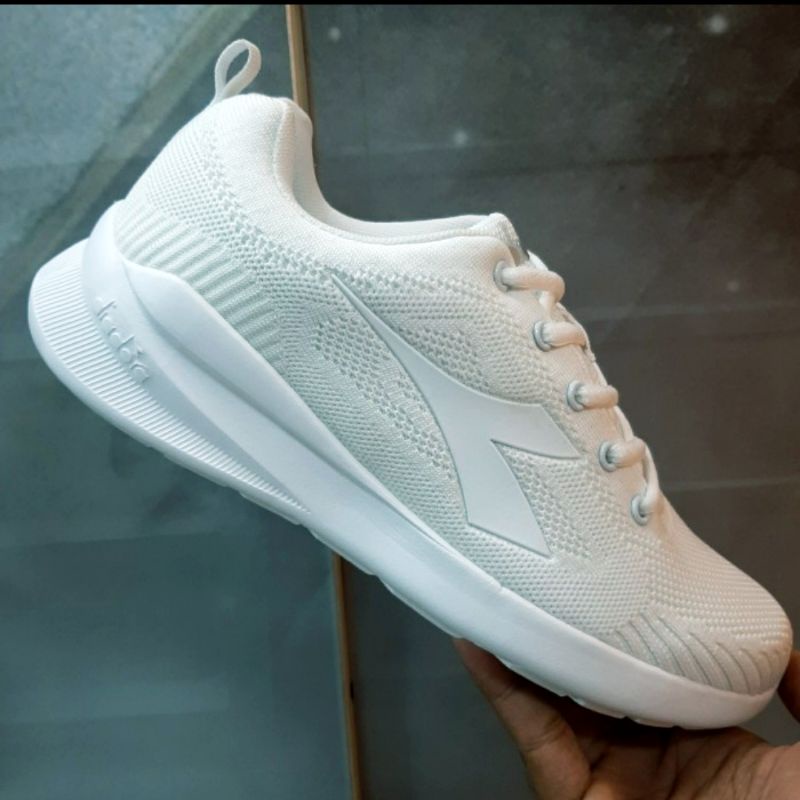 Jual Sepatu Wanita Diadora Joven White Original Spotr Casual