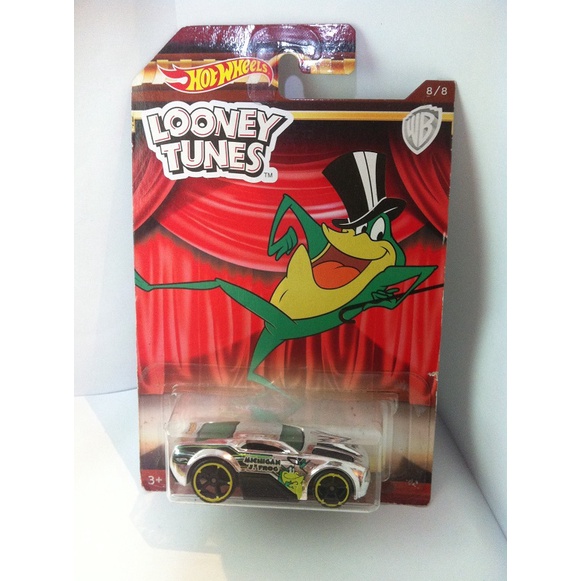 Looney tunes cheap hot wheels 2018