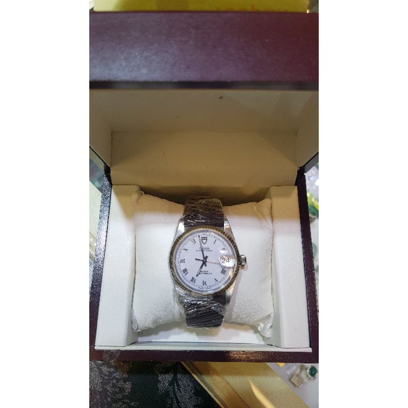 Jam tangan outlet tudor original