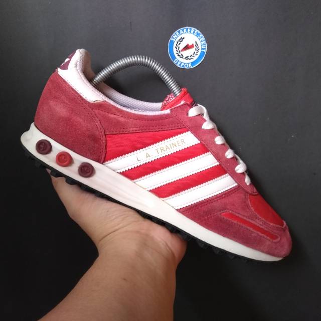 Sepatu adidas la trainer merah hotsell