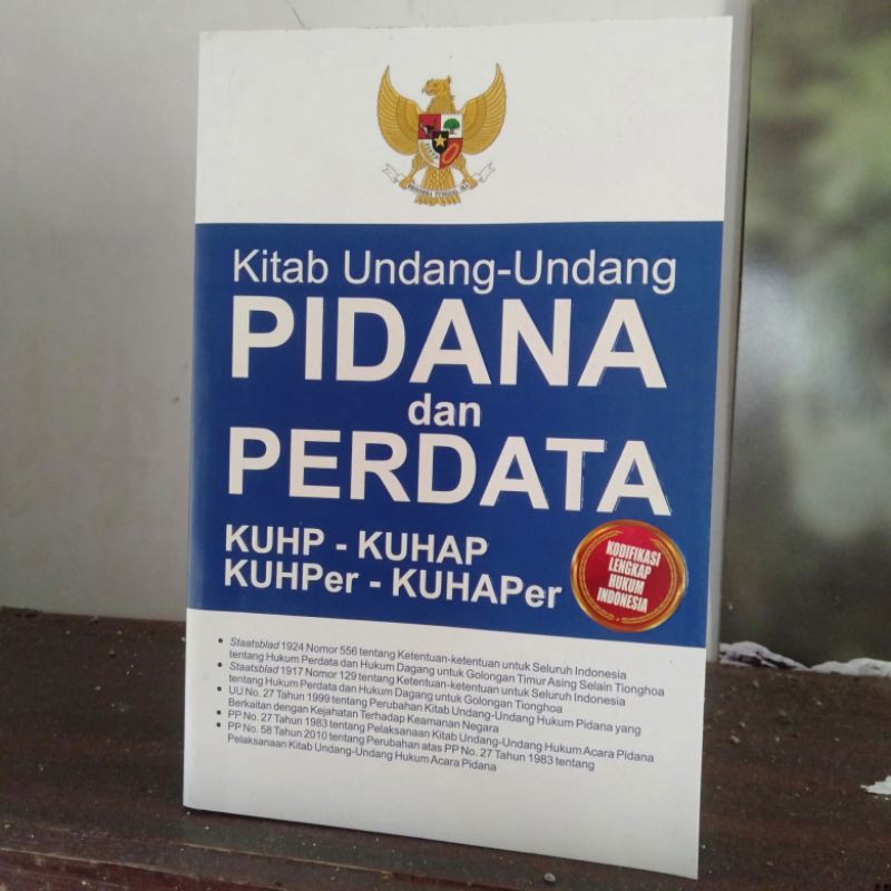 Jual KITAB UNDANGUNDANG PIDANA DAN PERDATA KUHP KUHAP KUHPer