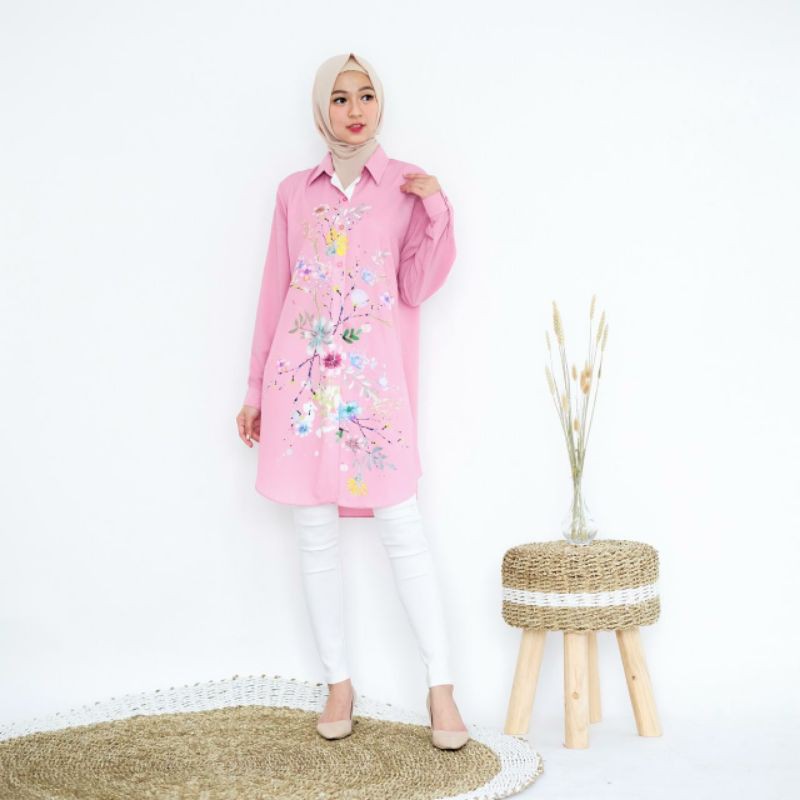 Jual Tunik Pink Muda Salem Kancing Kerah Kemeja Motif Bunga - Bahan Silky  Impor | Shopee Indonesia