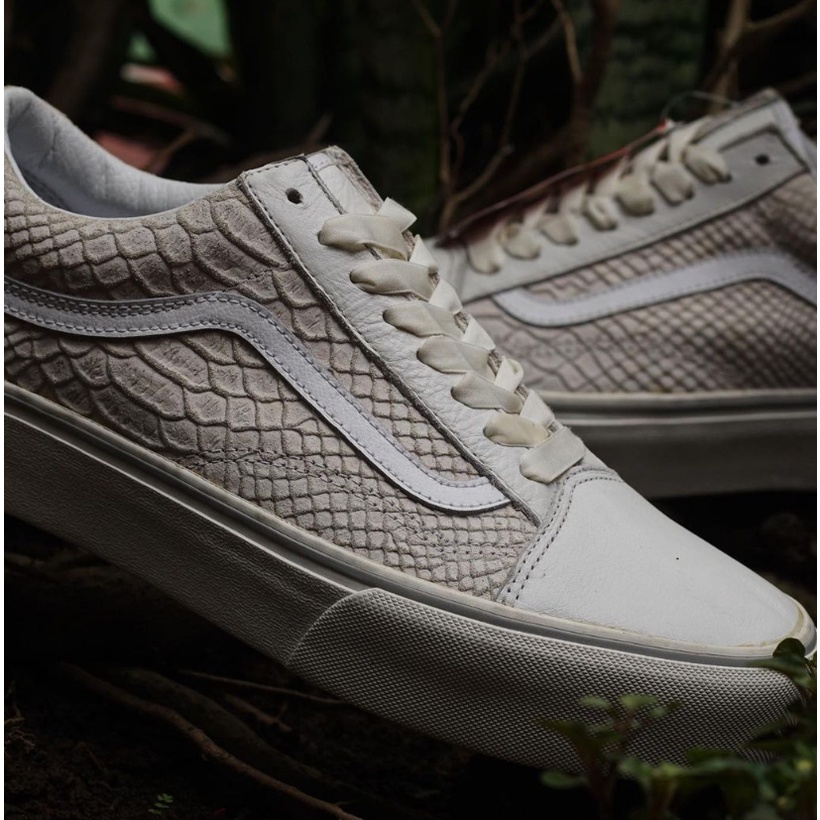 Vans leather old skool platform shops snake white