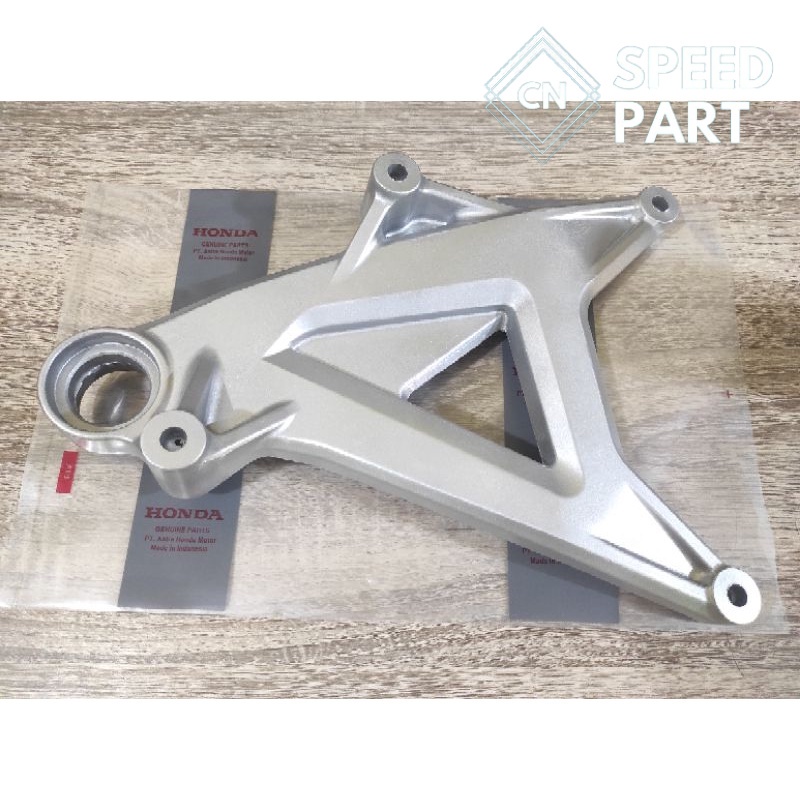 Jual Swing arm Honda Vario125 vario 150 LED New kode Part K59J Original