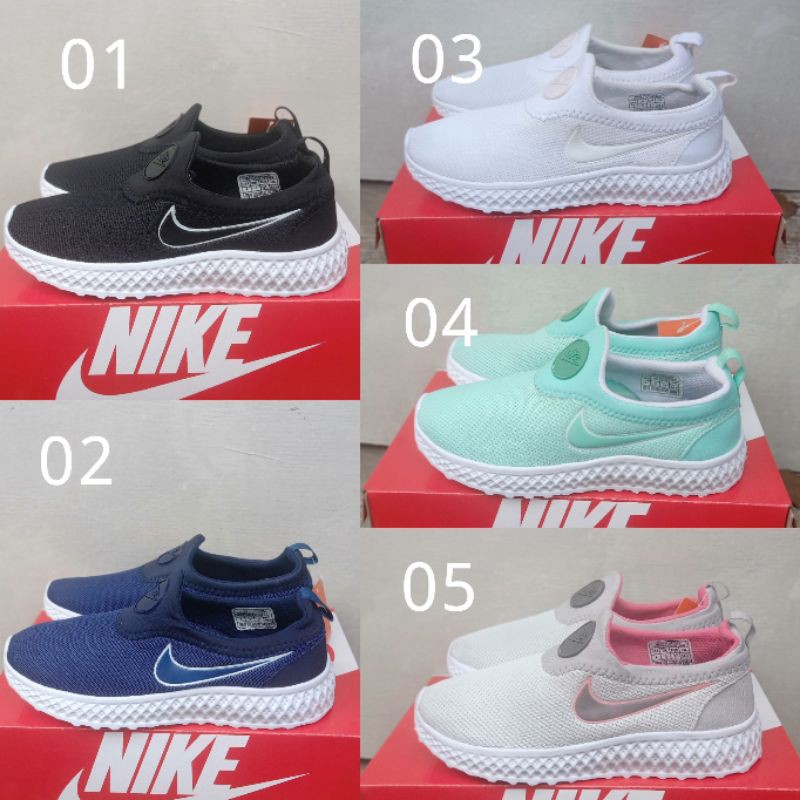 Nike slip sales on wanita