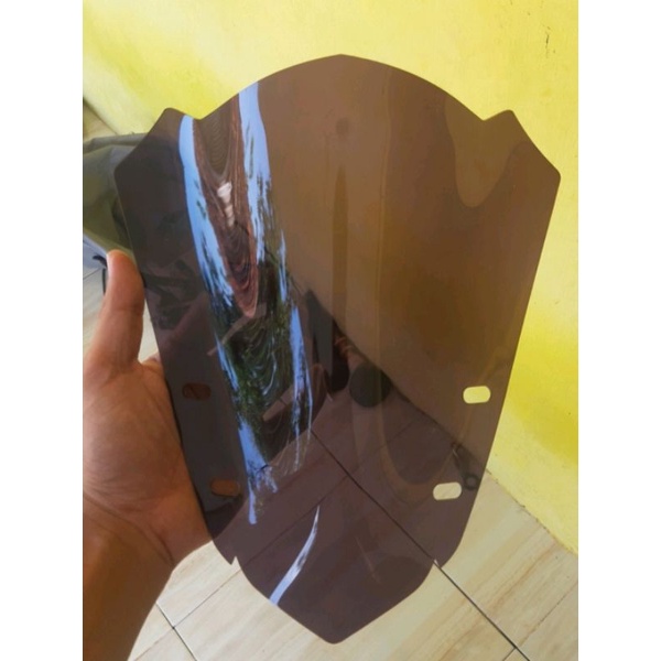 Jual visor PNP aerox warna smoke bisa untuk VARIO tinggal buat dudukan