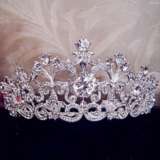 Jual Mahkota Diamond Pengantin ( Crown For Bride ) | Shopee Indonesia