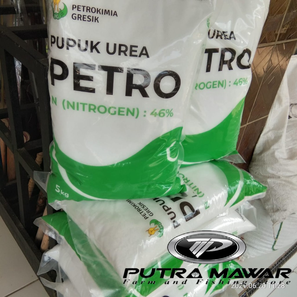 Jual Pupuk UREA PETRO Dan NITREA Kemasan Pabrik 5kg. Nitrogen 46%. Urea ...