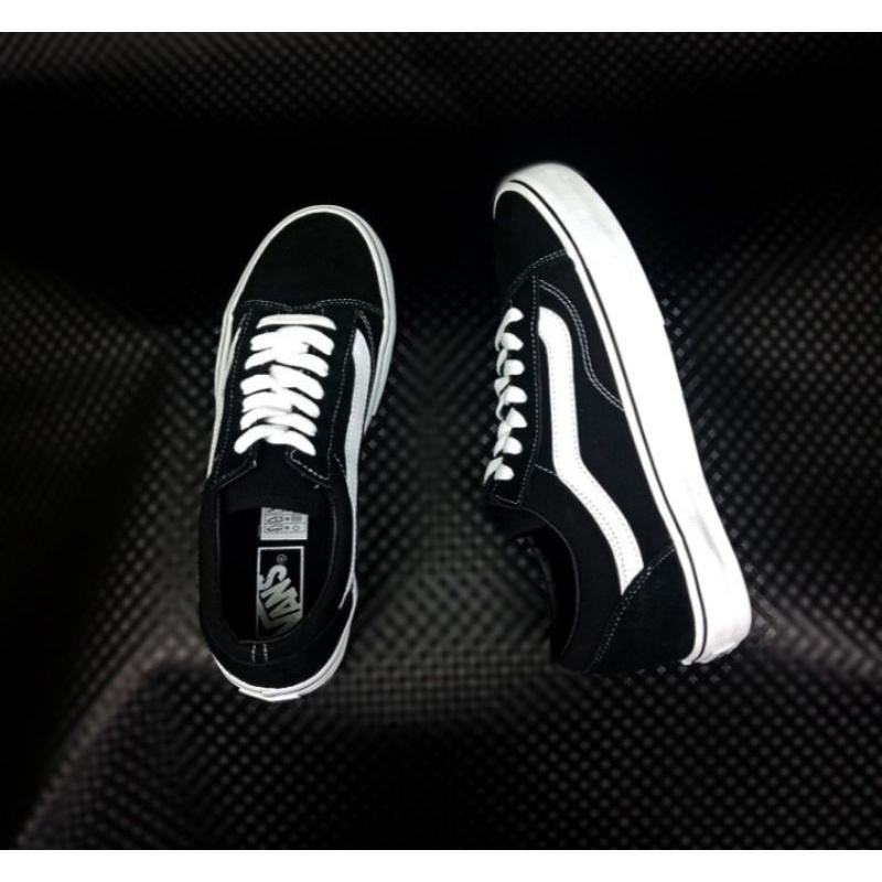 Jual GARANSI PREMIUM Sepatu Vans Old Skool Classic Black White DT ...