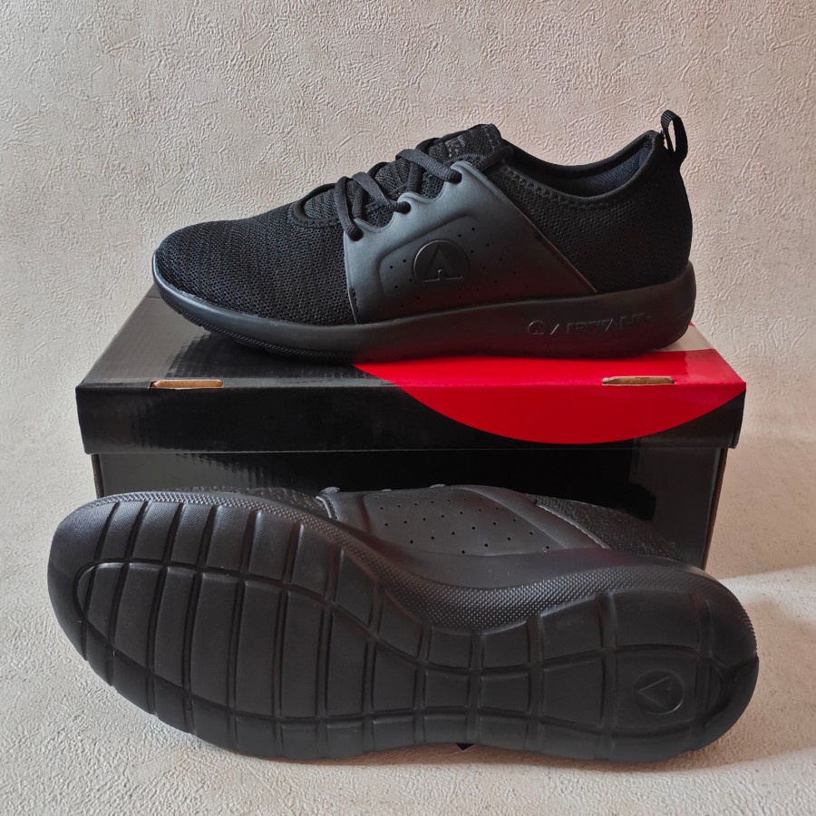 Jual SEPATU SLIP ON PRIA AIRWALK LAMIRO HITAM BLACK ORIGINAL 100 SEKOLAH KERJA CASUAL Shopee Indonesia