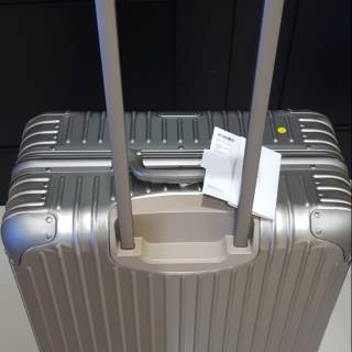 Jual ORIGINAL RIMOWA HYBRID CABIN LVMH (LIMBO) - Kota Tangerang Selatan -  Zia-gemstone