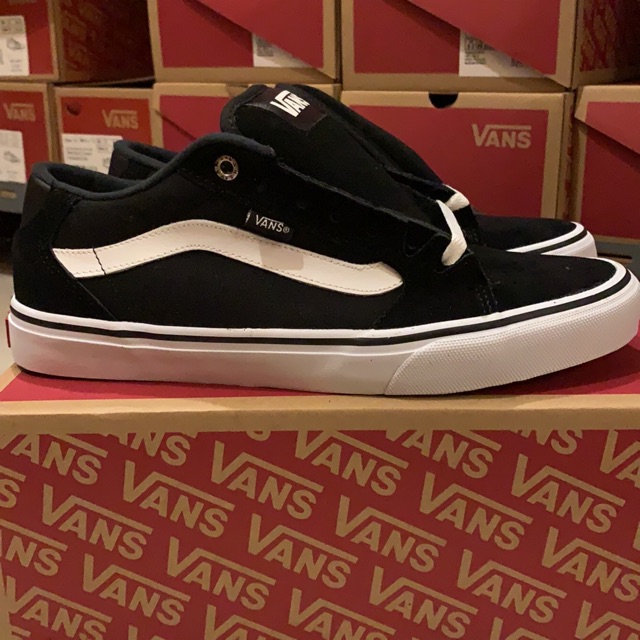 Vans 2024 faulkner suede