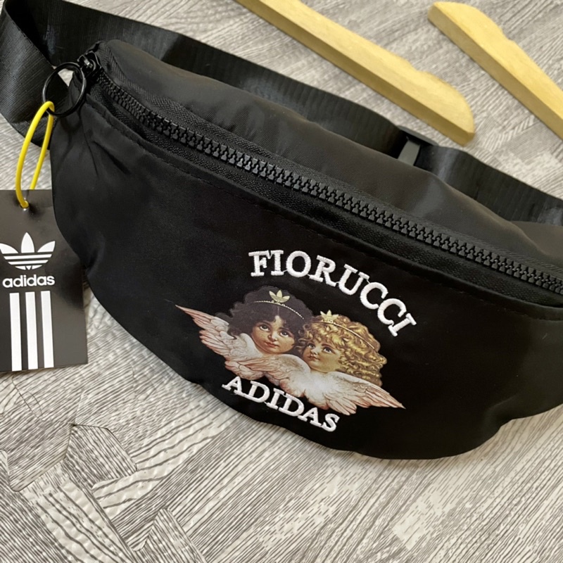 Jual WAIST BAG ADIDAS FIORUCCI TAS PINGGANG ADIDAS FIORUCCI Shopee Indonesia