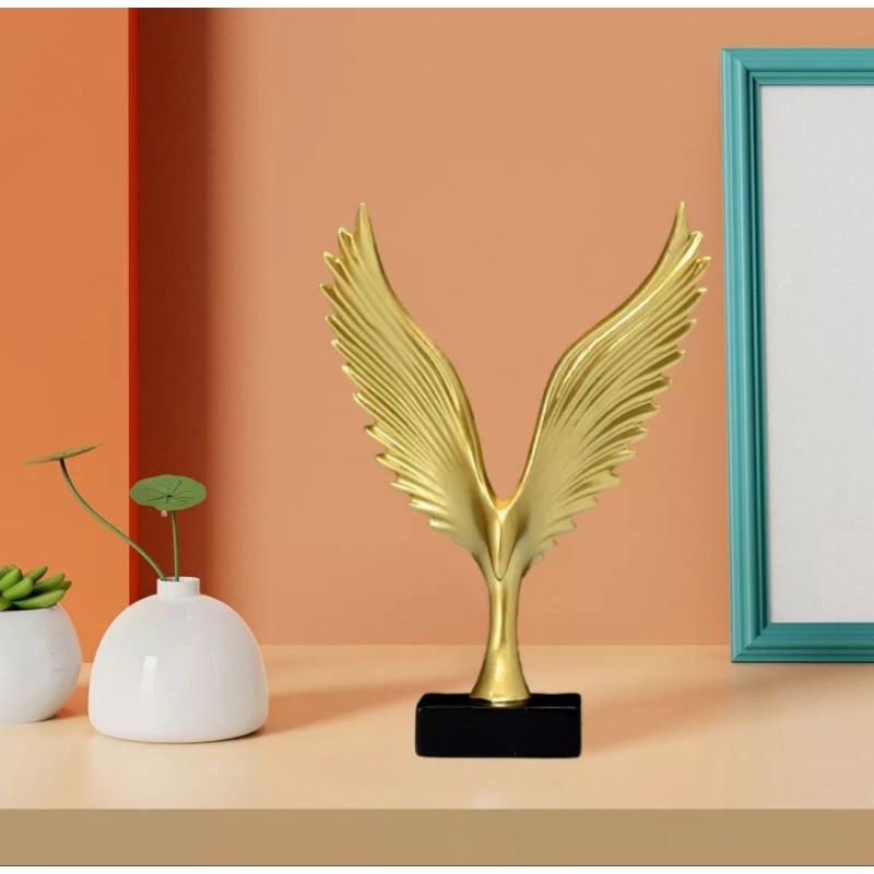 Jual Patung Sayap Garuda Modern Kepakan The Winning Award Dekorasi Meja ...