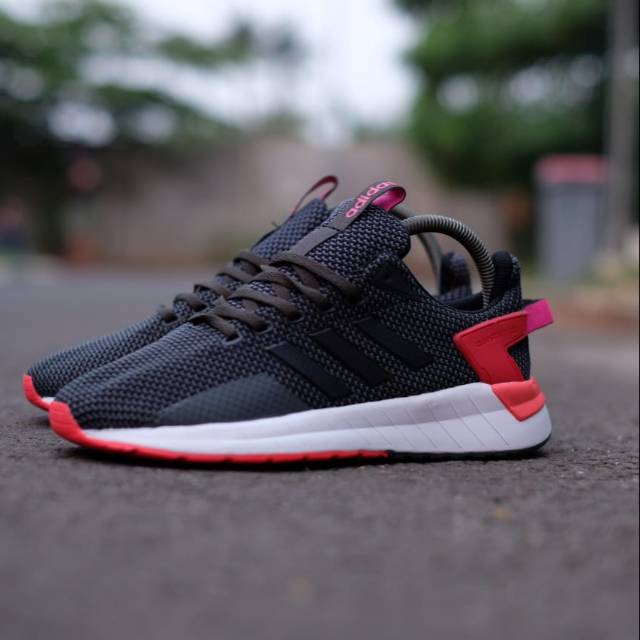 Adidas questar ride black red store