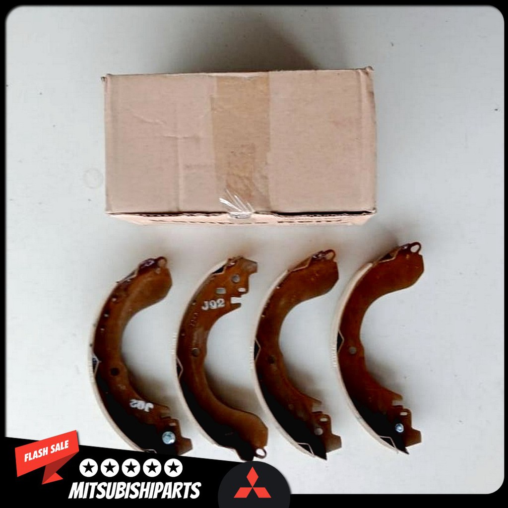 Jual Kampas Rem / Brake Shoe Belakang Mitsubishi Xpander Ori Original