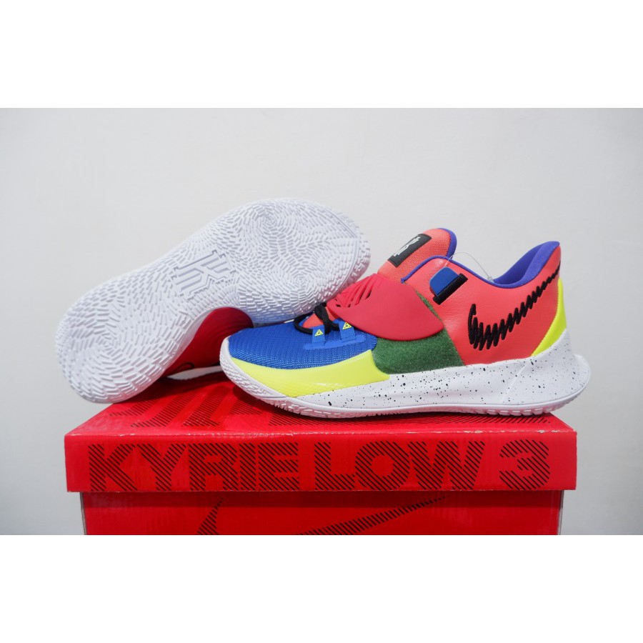 Sepatu Basket Sneakers BasketNike Kyrie Low