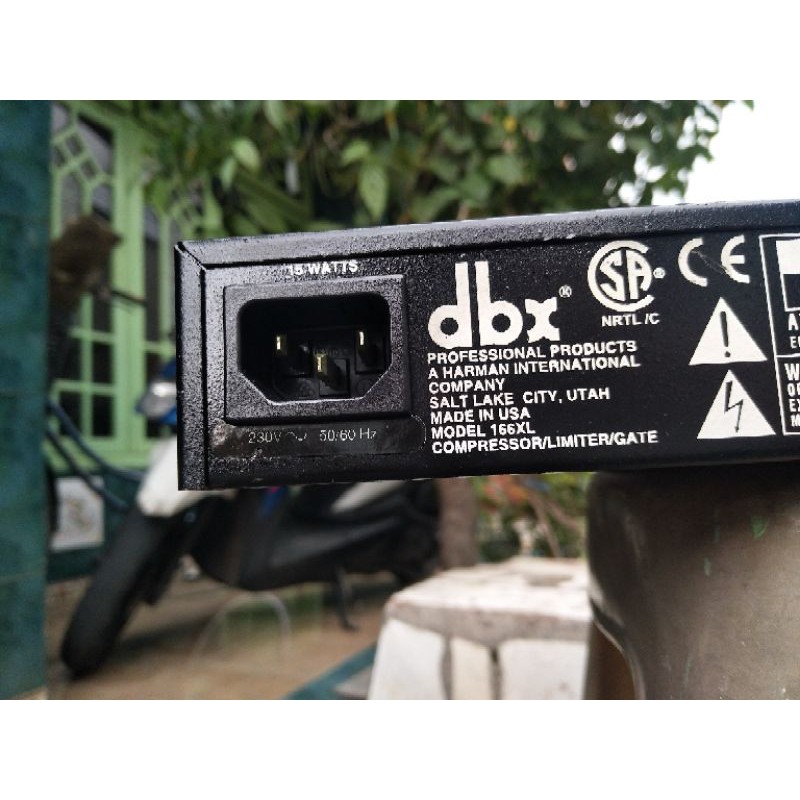 dbx 166XL & dbx 2231 + ハードケース(中古品） dbx 166XL & dbx 2231 + ハードケース(中古品）