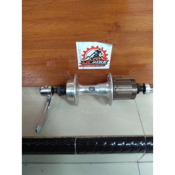 Roues VTT 26 Pouces Avec Moyeux Shimano Exage HB-RM50/FH-HG50 Sur Jantes Weinmann 2719 - Occasion, Frein Sur Jante