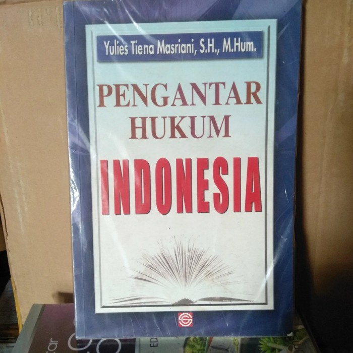 Jual Buku Pengantar Hukum Indonesia - Yulies Tiena Masriani ( Original ...