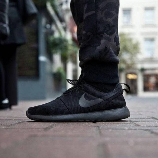 Roshe run 2024 full black