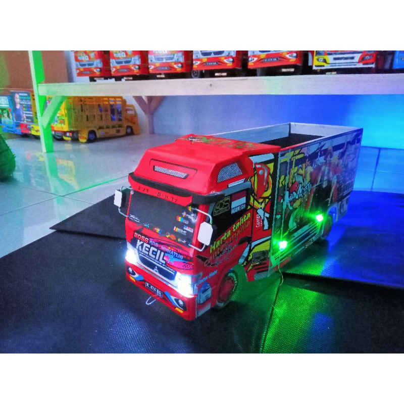 Jual Promo Miniatur Truk Oleng Trending Topic And Boss Kecil Warna