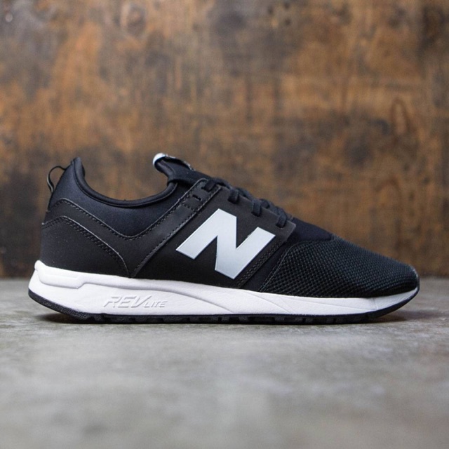 Jual New Balance 247 classic black white Shopee Indonesia