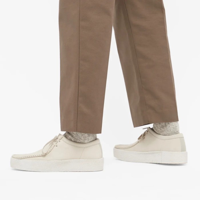 CLARKS ORIGINALS WALLABEE CUP WHITE NUBUCK