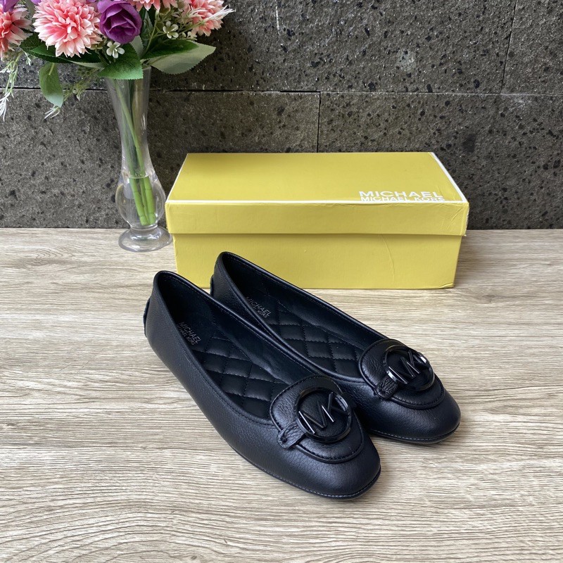 Ballerina Shoes Michael Kors Lillie Flats Black SEPATU WANITA