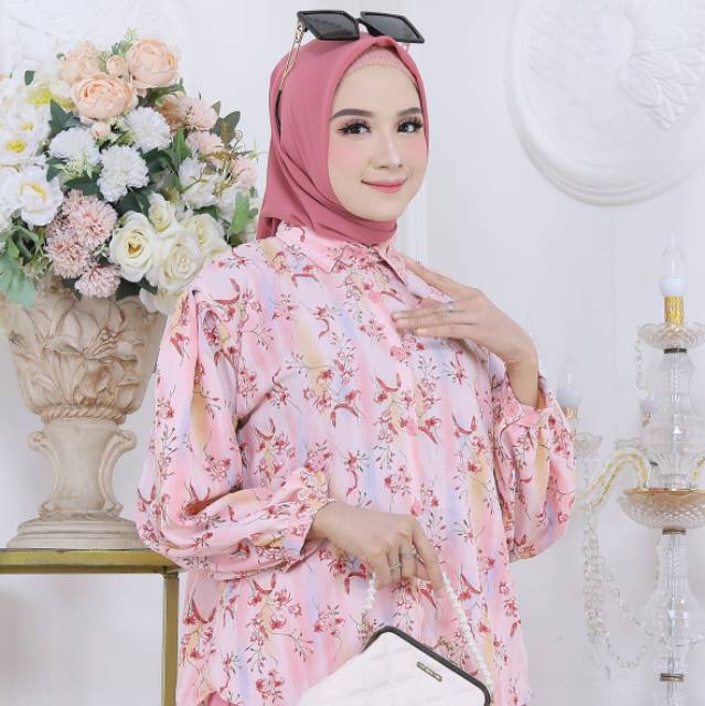 Qora Angelisa bilan porno