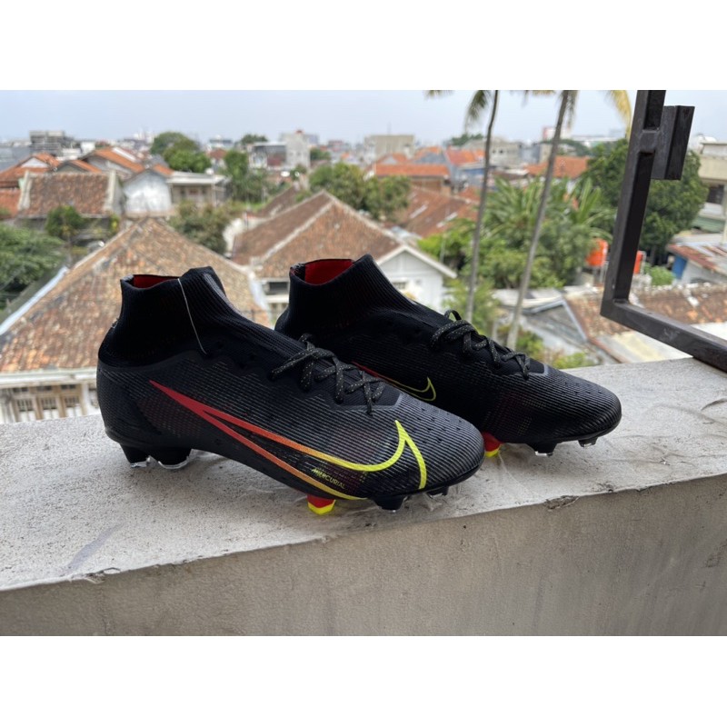 sepatu bola mercurial superfly