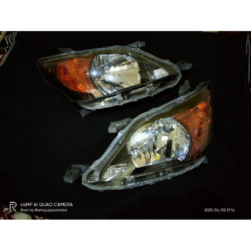 Jual lampu depan headlamp grand Innova custom smoke black housing dan ...