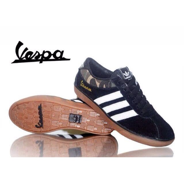 Vespa 2025 motif adidas